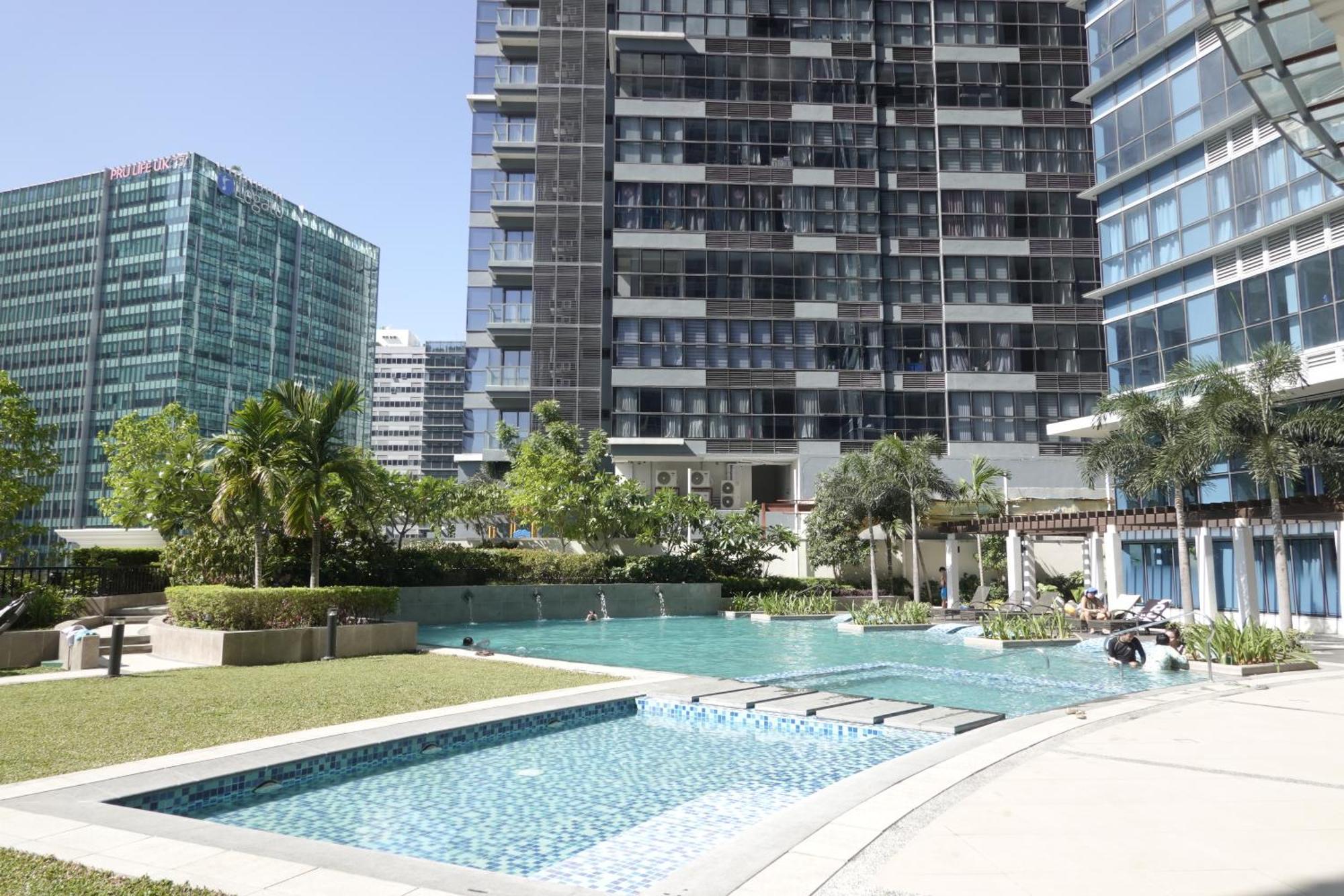 Uptown Parksuites Tower Two - Bgc Taguig, マニラ市 エクステリア 写真